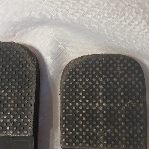 Sole Mates Ruffled Ruched Slide Sandals - Picture 6 of 6